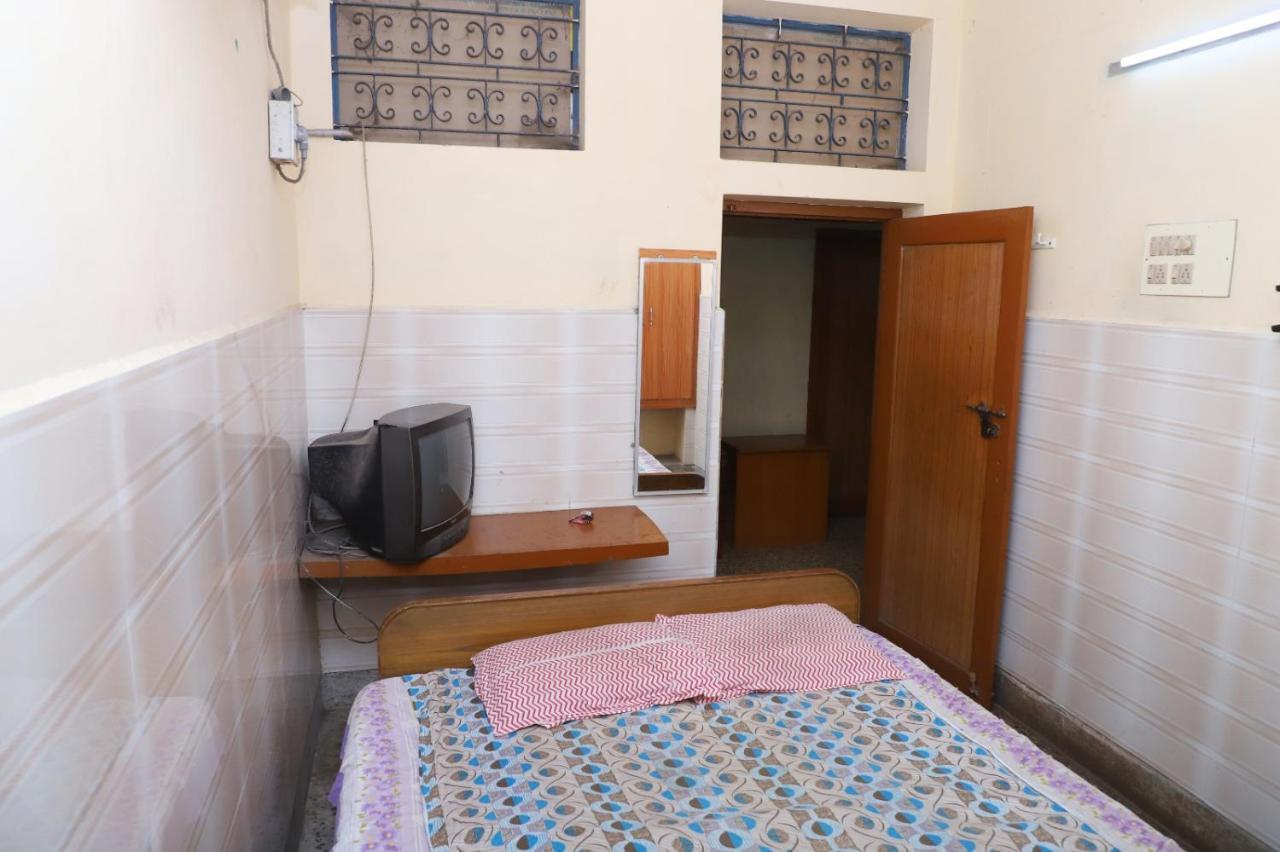Amman Lodge Tiruchirappalli Exterior photo